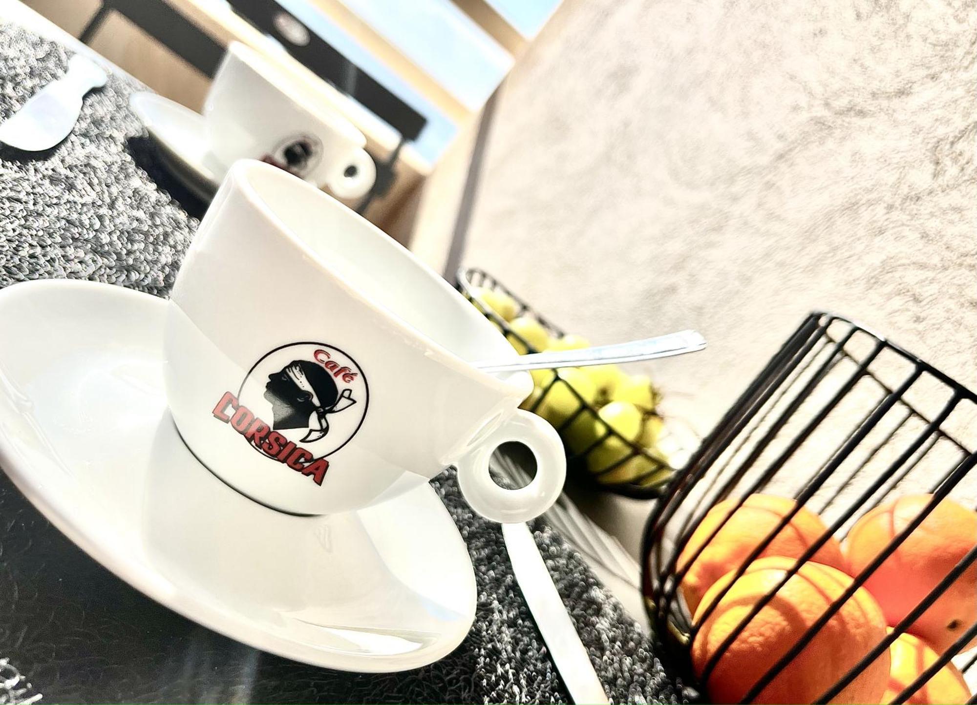 Aria Marina Duplex Vue Mer Route Des Sanguinaires, Plage A 50M, Parking Gratuit, 4 Pers 阿雅克肖 外观 照片